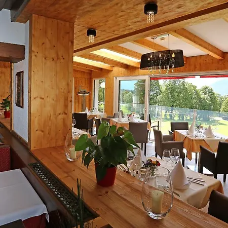 Landhaus Ramsau 拉姆绍达赫斯坦
